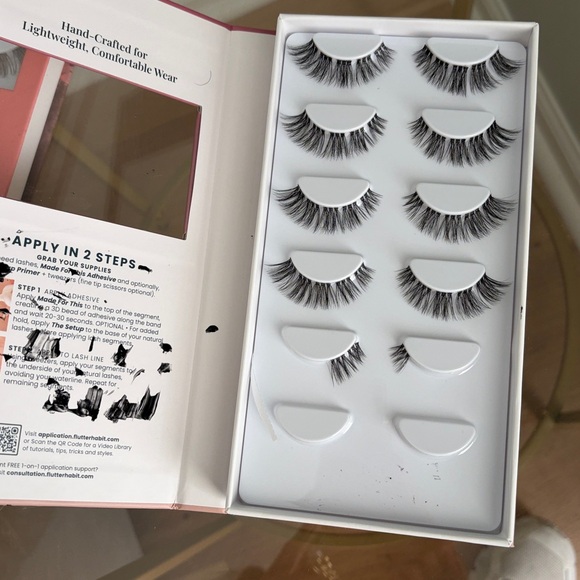Flutterhabit Brunette Sweetheart and The Wink Lash Clusters - 9 pairs lashes - Picture 3 of 3